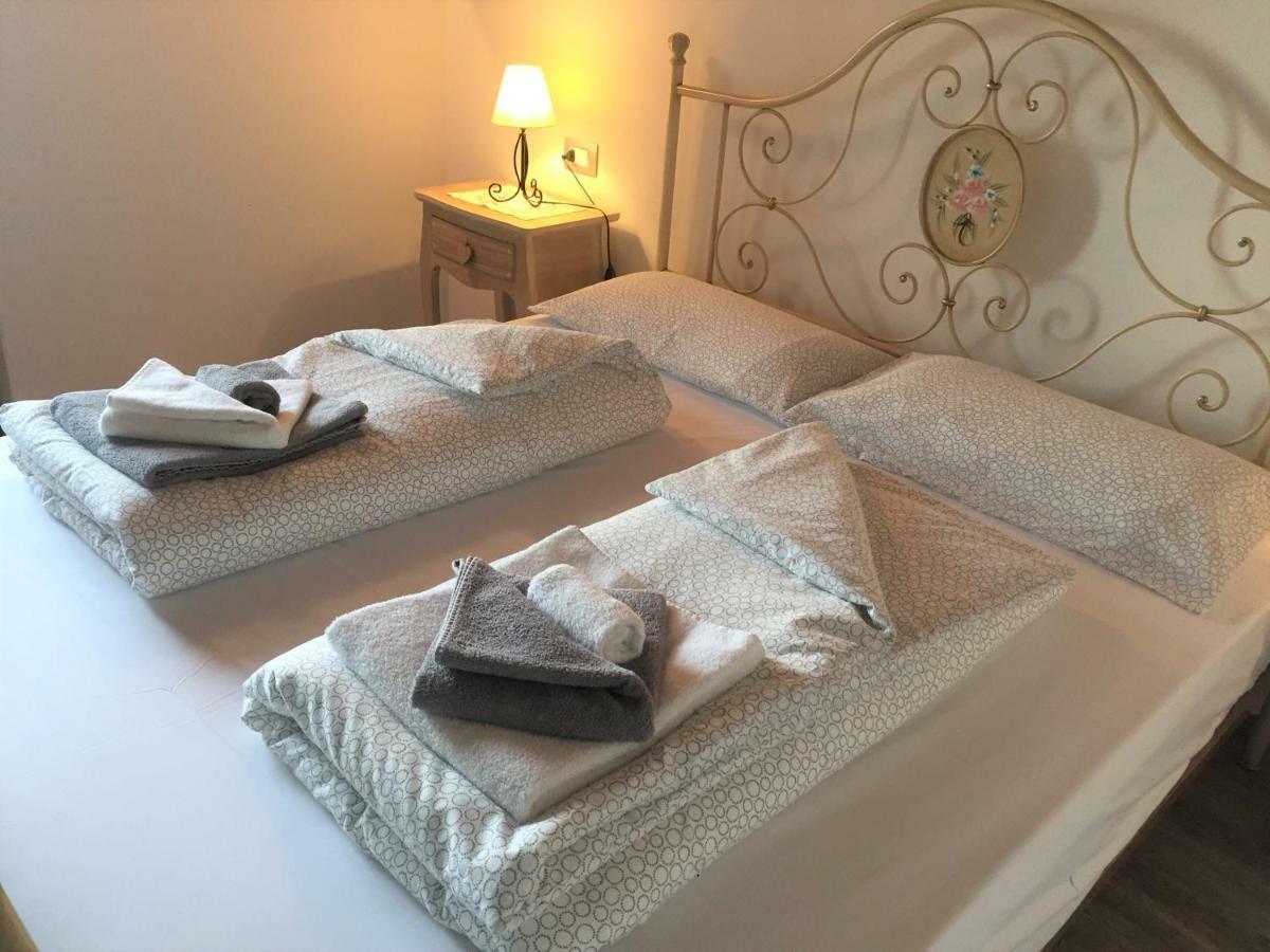 Apartamento La Casa Nel Bosco Malcesine Exterior foto