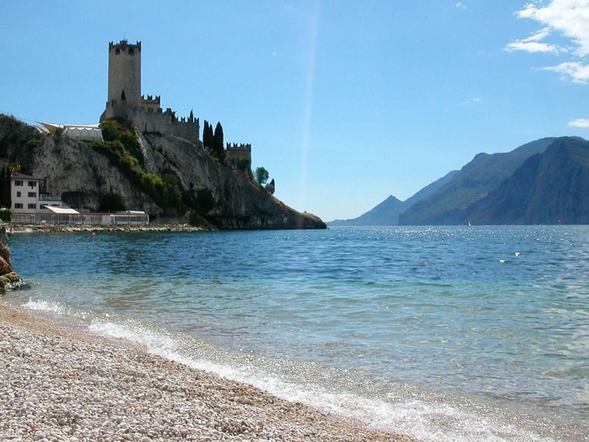 Apartamento La Casa Nel Bosco Malcesine Exterior foto